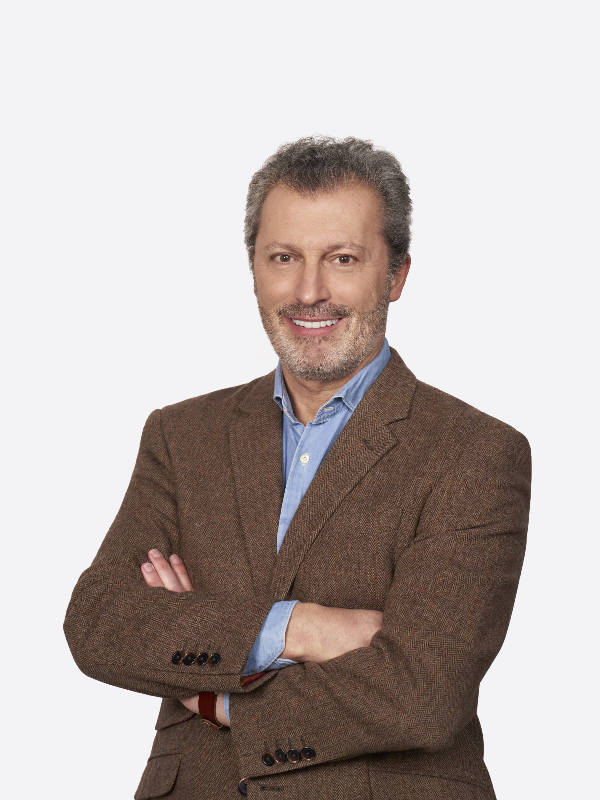 Santiago Cervera_Political Intelligence