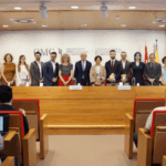 La profesión médica presenta un libro clave para repensar la formación de los especialistas y situar los retos del sistema sanitario en la agenda política