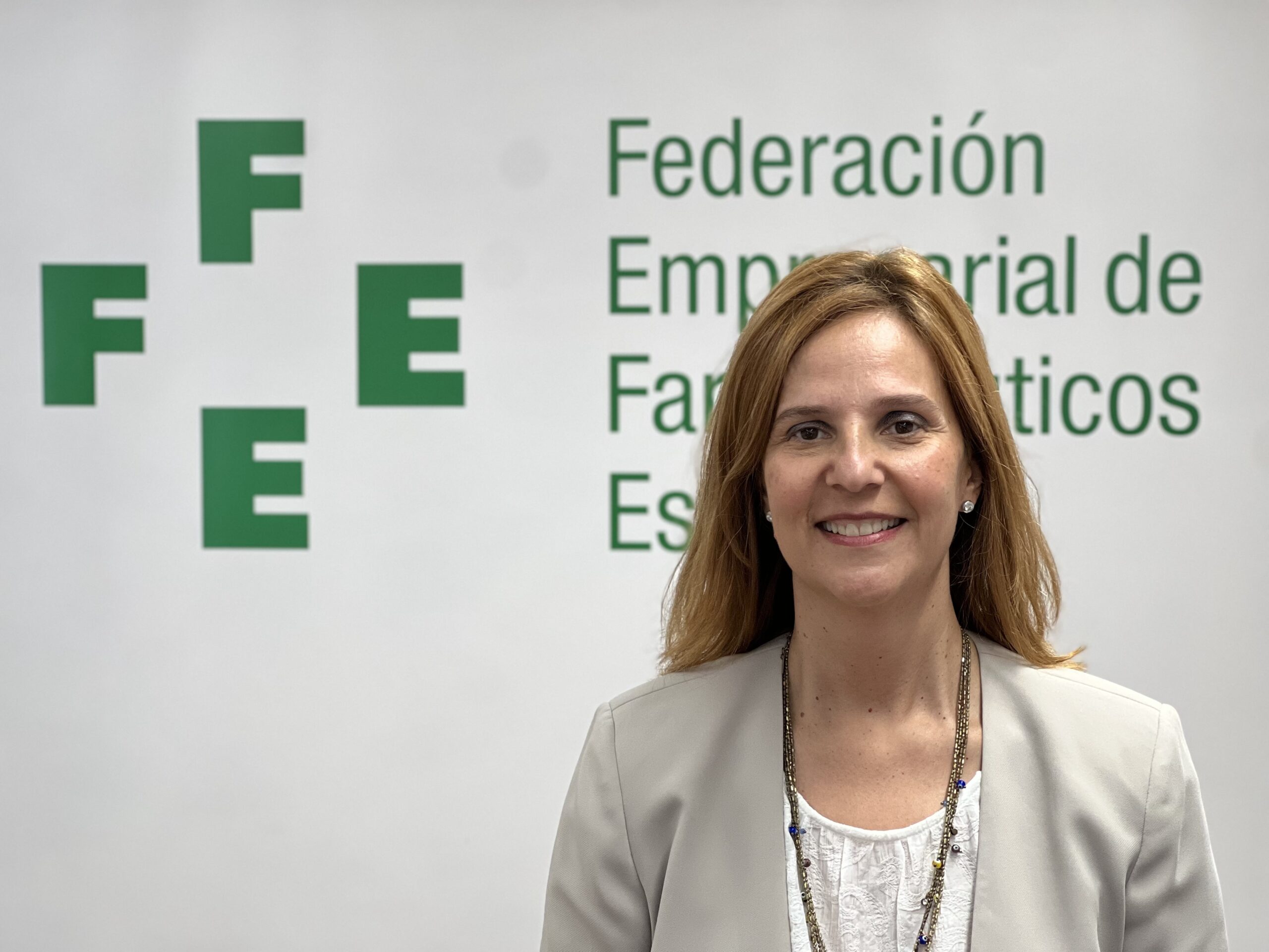 AnaOliverPresidnteFEFE