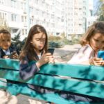 La AEP insta a avanzar en la regulación digital tras el anuncio de limitar el acceso a redes sociales a menores de 16 años