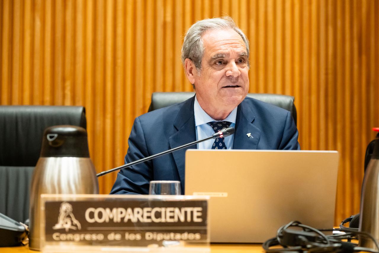 Presidente CGCOF Comparecencia sector veterinario