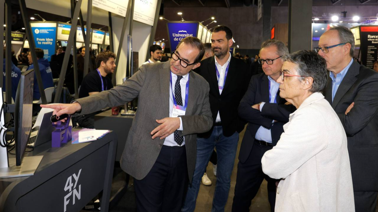 photo_5848326348877794380_y