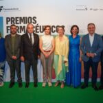La ministra de Sanidad define a los farmacéuticos como activos de salud de primer orden