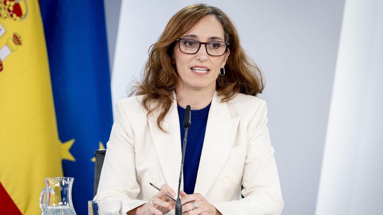 La ministra de Sanidad Mónica García durante una rueda de prensa