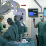 Valencia reduce de 61 a 17 días la espera para intervenir a los pacientes con riesgo vital